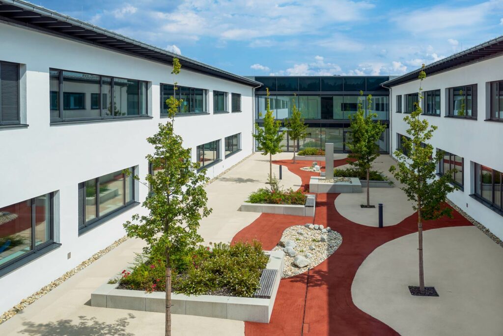 Berufsschule-Dingolfing-1_b_c_d