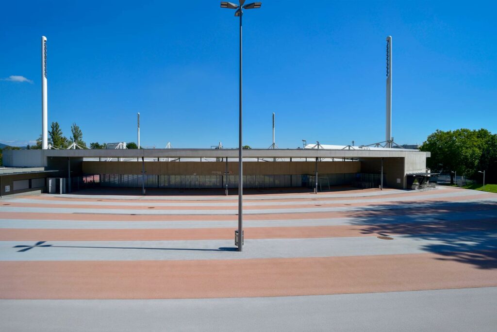 Sportstadion-Linz-1_b_c_d